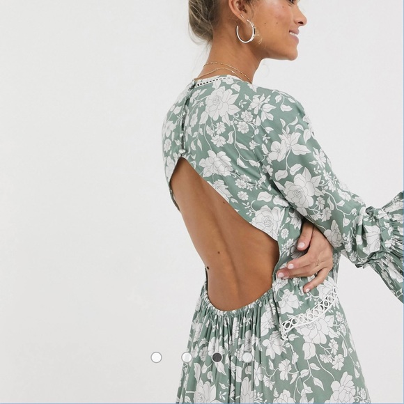 ASOS Design Fluted Sleeve Open Back Skater Mini Dress With Floral Print SZ US 0 - Picture 3 of 12